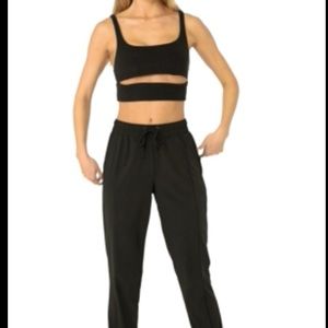 ALO Yoga Cut out Bra